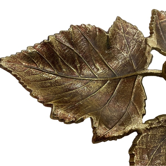 Cast Metal Veined Grape Leaf Trio Candy/Trinket Dish w/ Handle, Brass-color, EUC - Picture 7 of 9